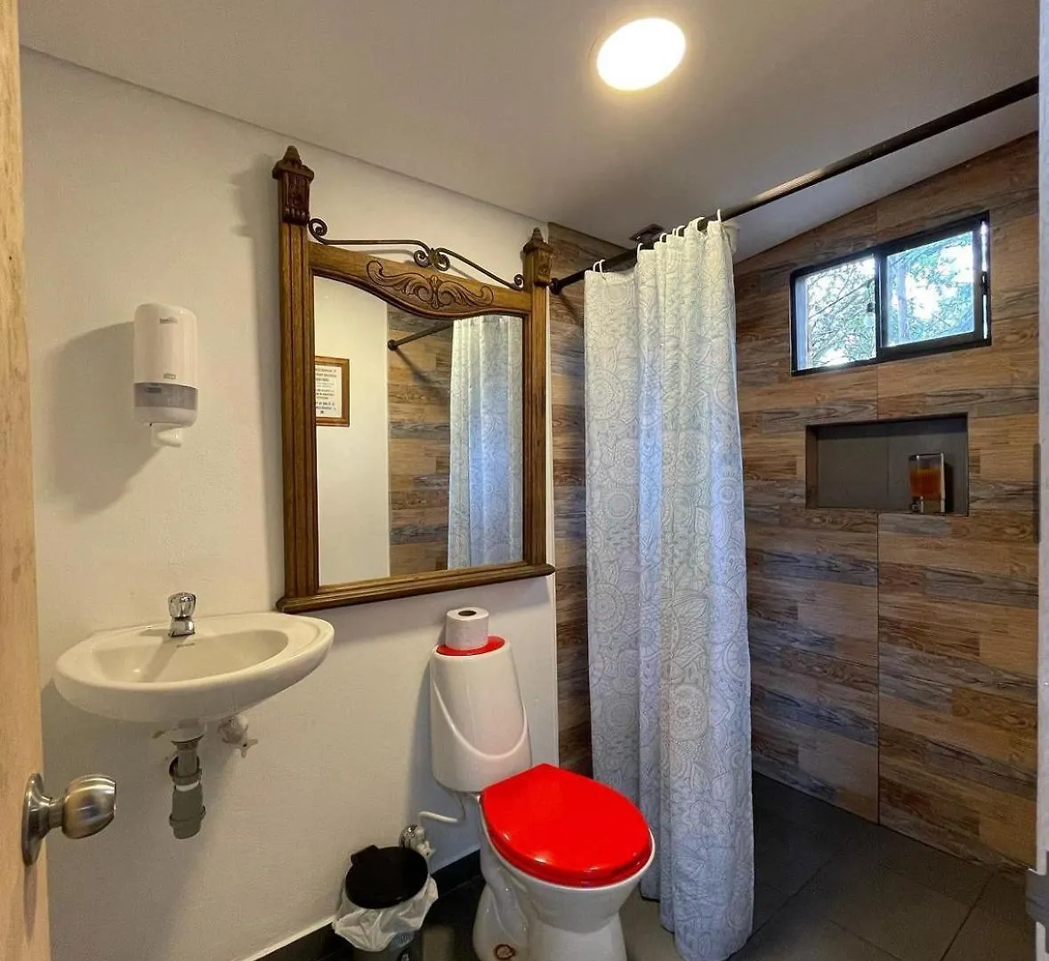 Kamp alanı El Bus Del Bosque Otel Medellín