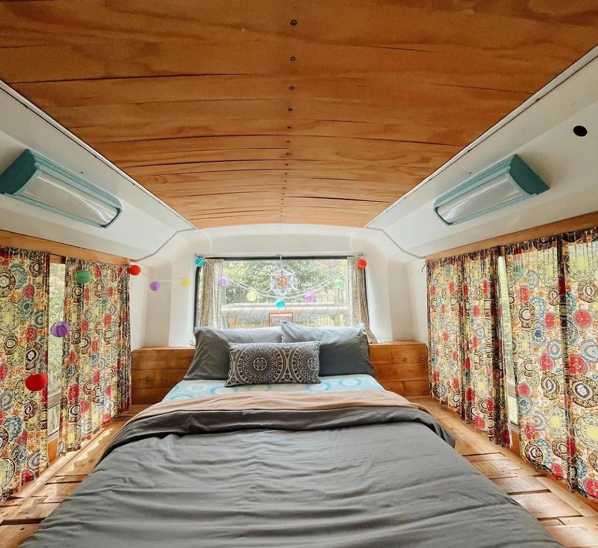 Hotel El Bus Del Bosque Medellín Kemp