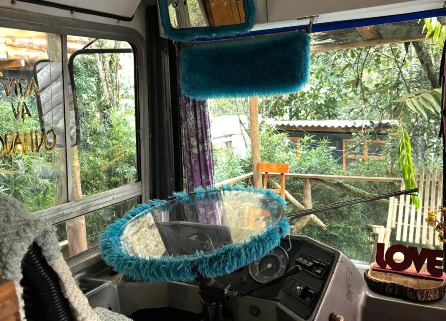 El Bus Del Bosque Hotel Medellin